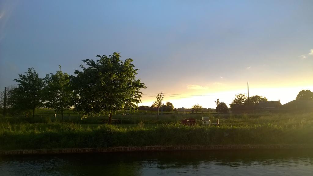 B&B De Deugdzonde Sint-Denijs ภายนอก รูปภาพ